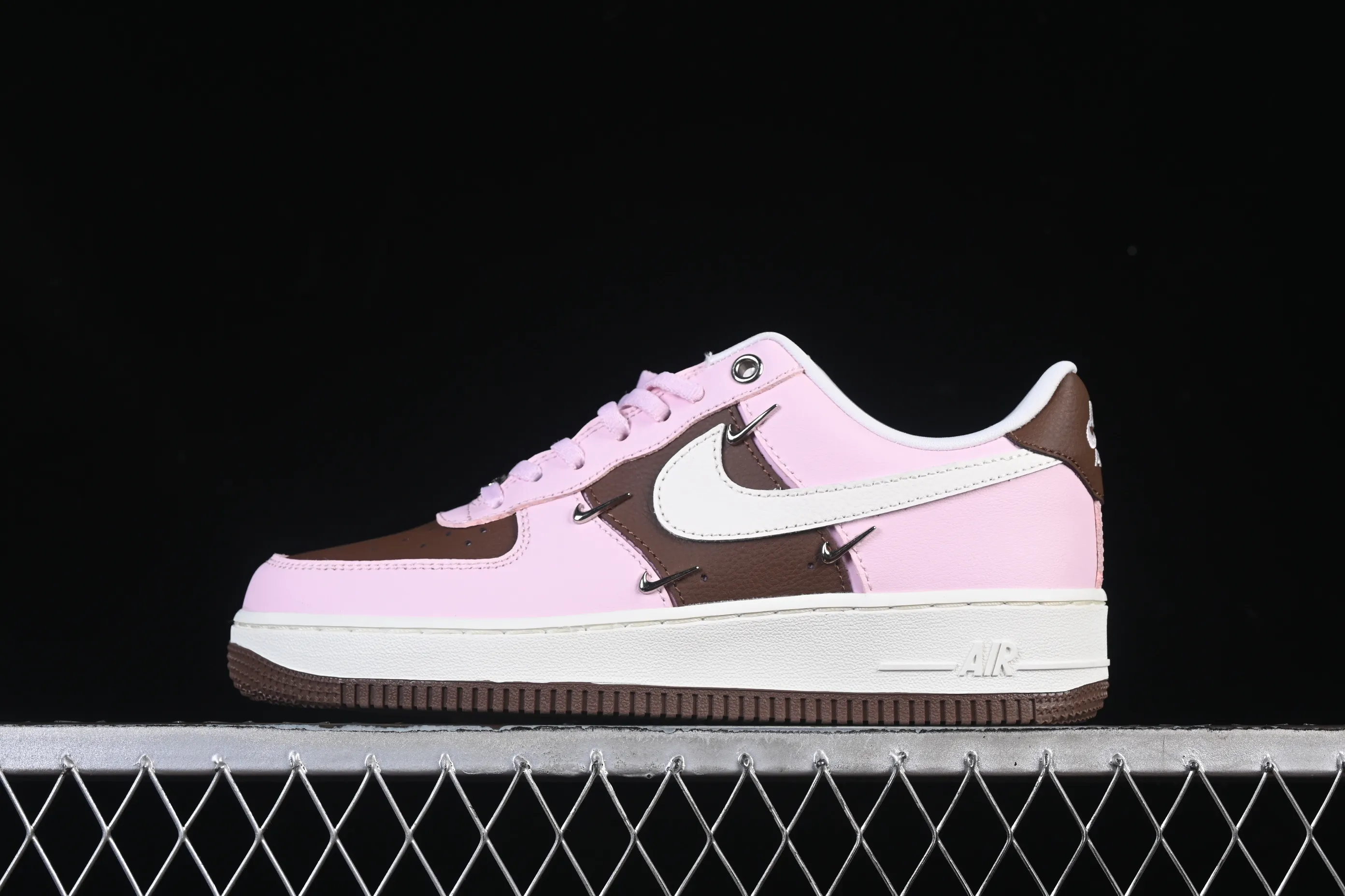 All categories Nk Air Force 1 Air Force series Nk Air Force 1 Low Air Force low-top Nike Air Force 1'07 Low Air Force 1 low-top casual sneakers IO7595-211